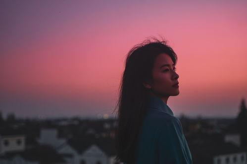 秋霞在线观看秋1,秋1精彩剧情,带你领略秋日浪漫  第3张 秋霞在线观看秋1,秋1精彩剧情,带你领略秋日浪漫  第3张