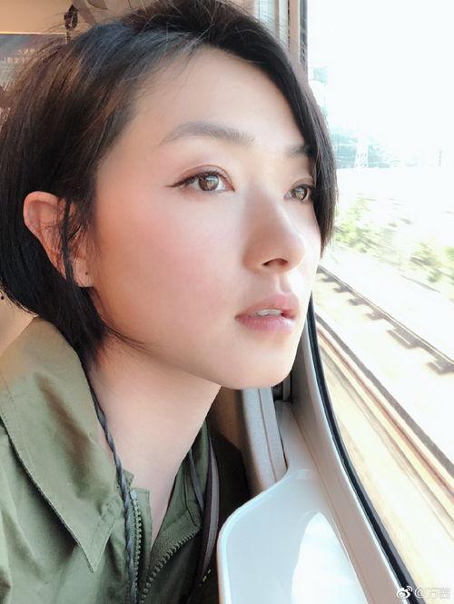 万茜行李爆料视频播放,揭秘明星出行必备清单  第3张 万茜行李爆料视频播放,揭秘明星出行必备清单  第3张